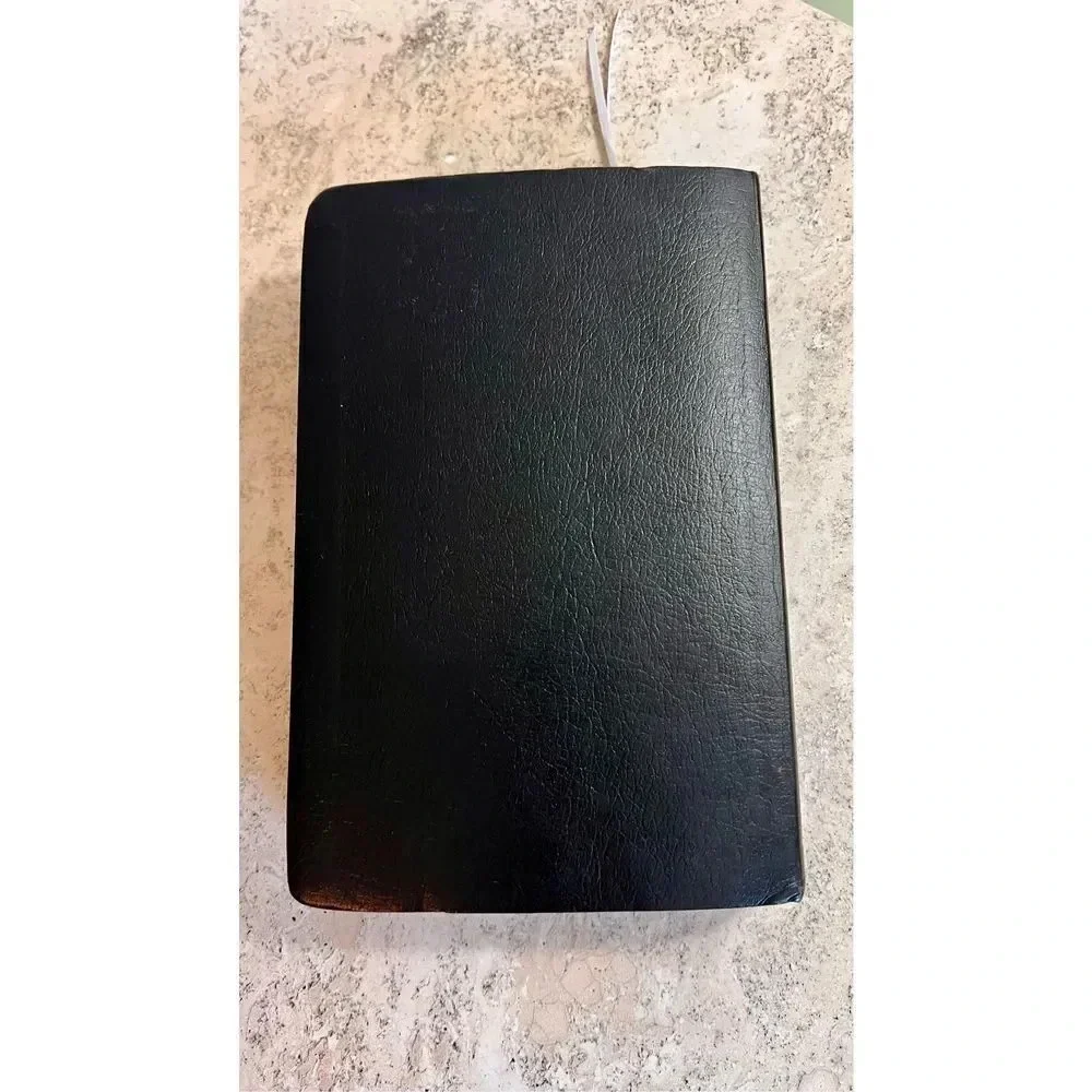 The Living Bible Red Letter Concordance Paraphrased Prayerbook Tyndale Hardcover